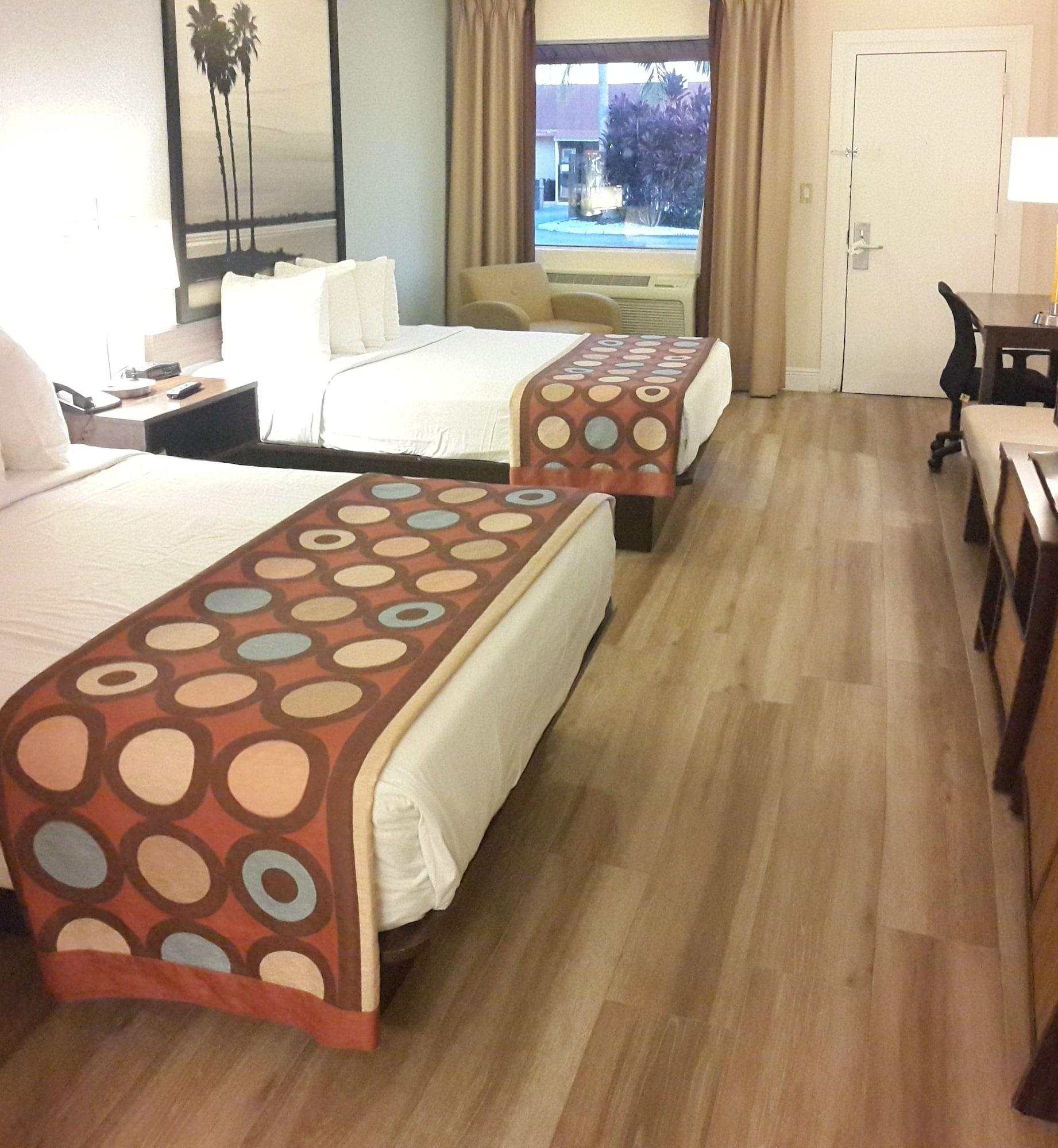ซูเปอร์ 8 บาย วินด์แฮม ฟลอริดาซิตี้/โฮมสเตด/เอเวอร์เกลดส์ Motel ภายนอก รูปภาพ