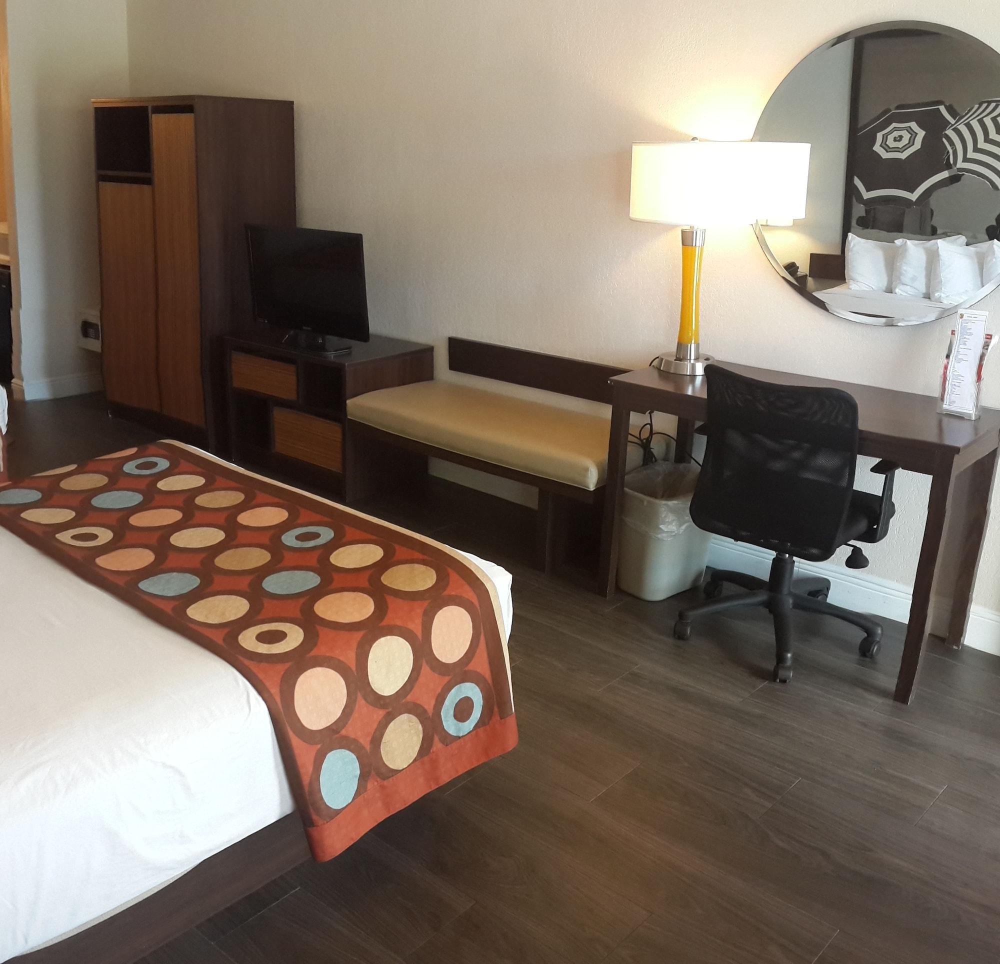 ซูเปอร์ 8 บาย วินด์แฮม ฟลอริดาซิตี้/โฮมสเตด/เอเวอร์เกลดส์ Motel ภายนอก รูปภาพ