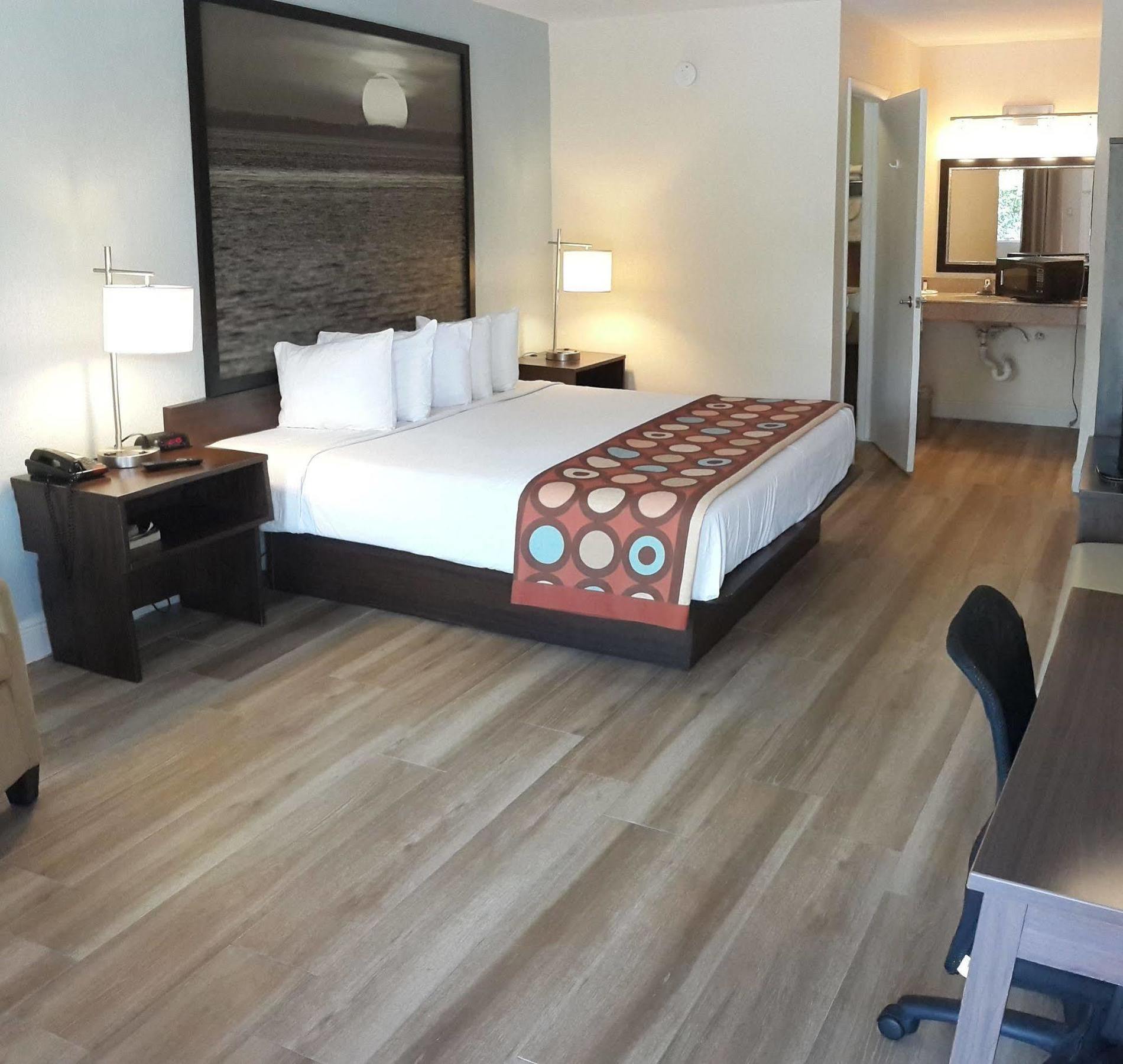 ซูเปอร์ 8 บาย วินด์แฮม ฟลอริดาซิตี้/โฮมสเตด/เอเวอร์เกลดส์ Motel ภายนอก รูปภาพ